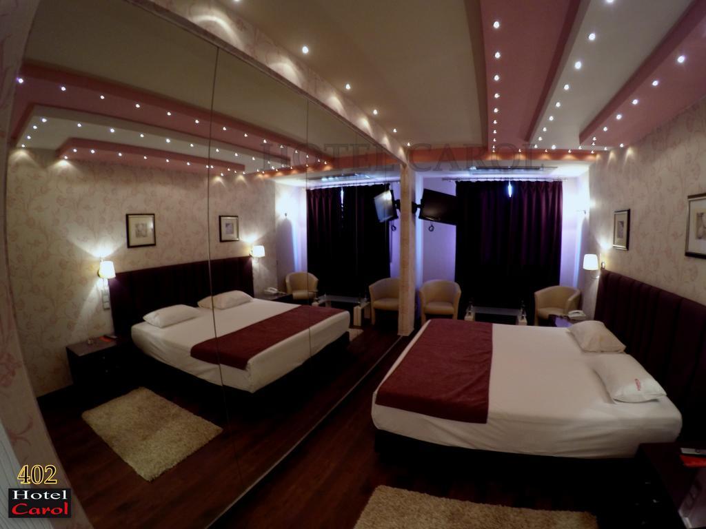פיראוס Carol Hotel מראה חיצוני תמונה